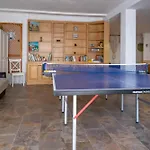 Вилла Tinizara *