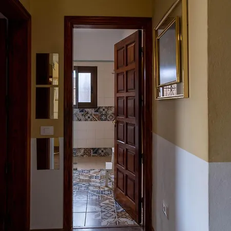 Tinizara Villa *