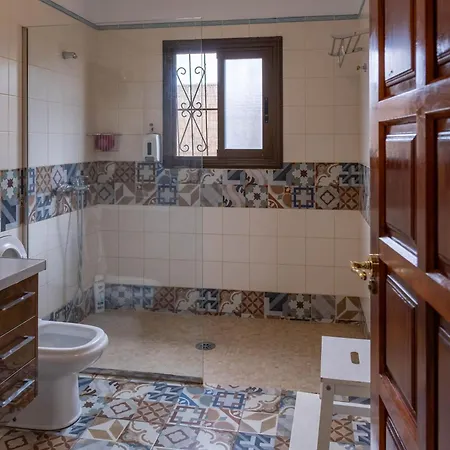 Tinizara Villa *