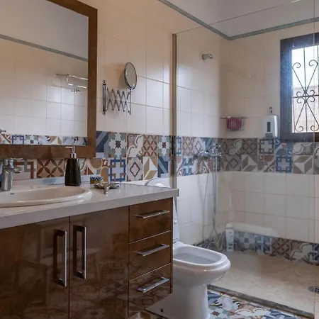 Villa Tinizara *