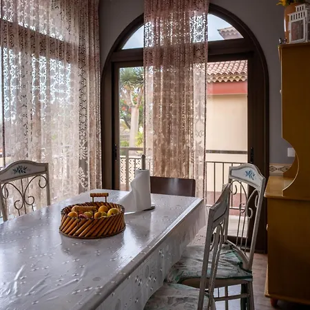 Tinizara Villa